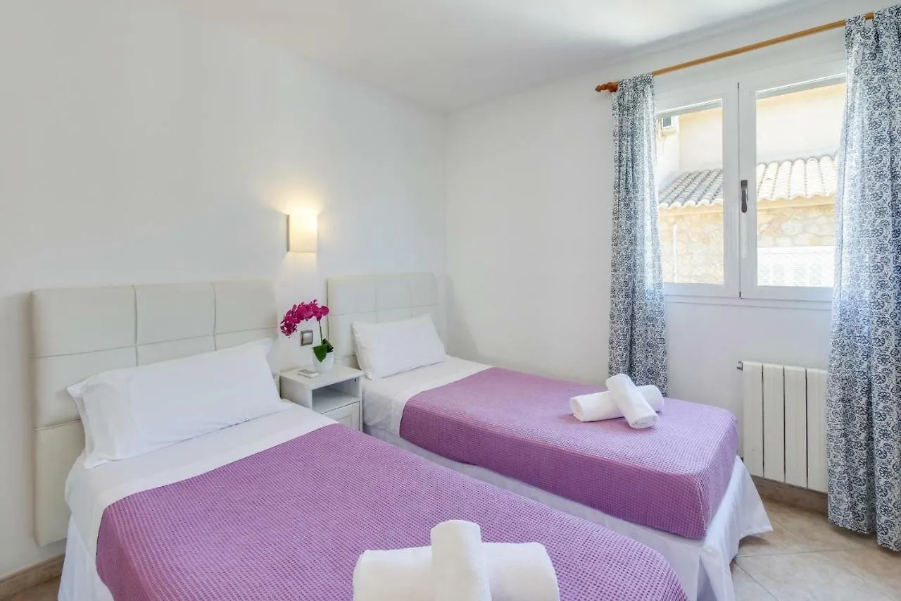 Villa Loli Port de Alcudia  Spain